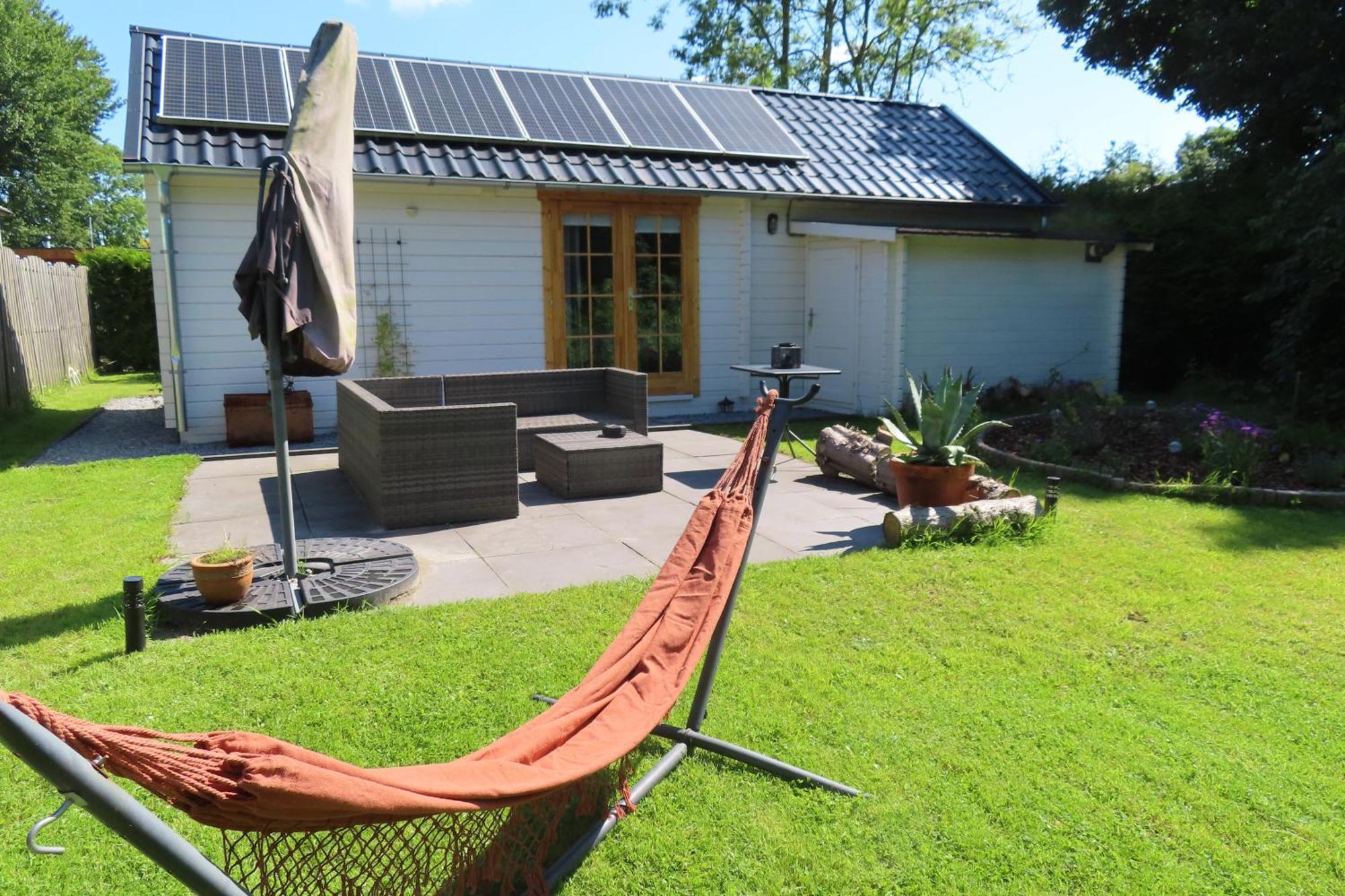 Villa Tiny Botanic House Tzummarum Exterior foto